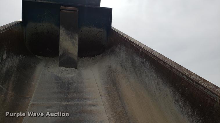 image for item DF3412 1996 Mack CH613 dump truck