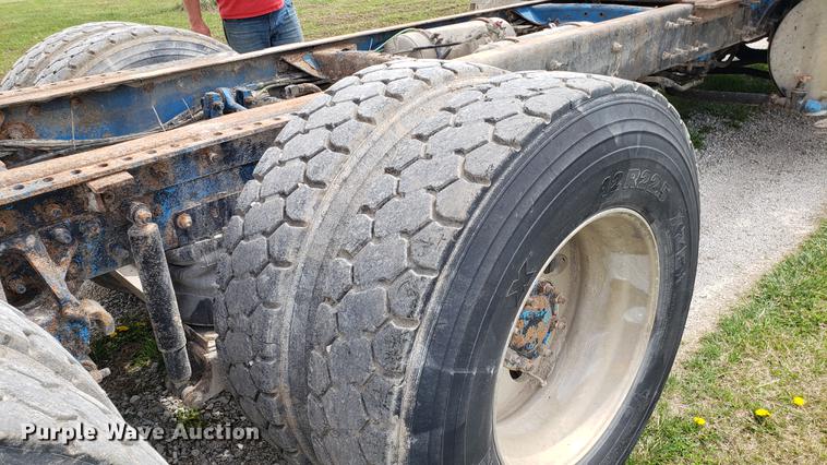 image for item DF3412 1996 Mack CH613 dump truck