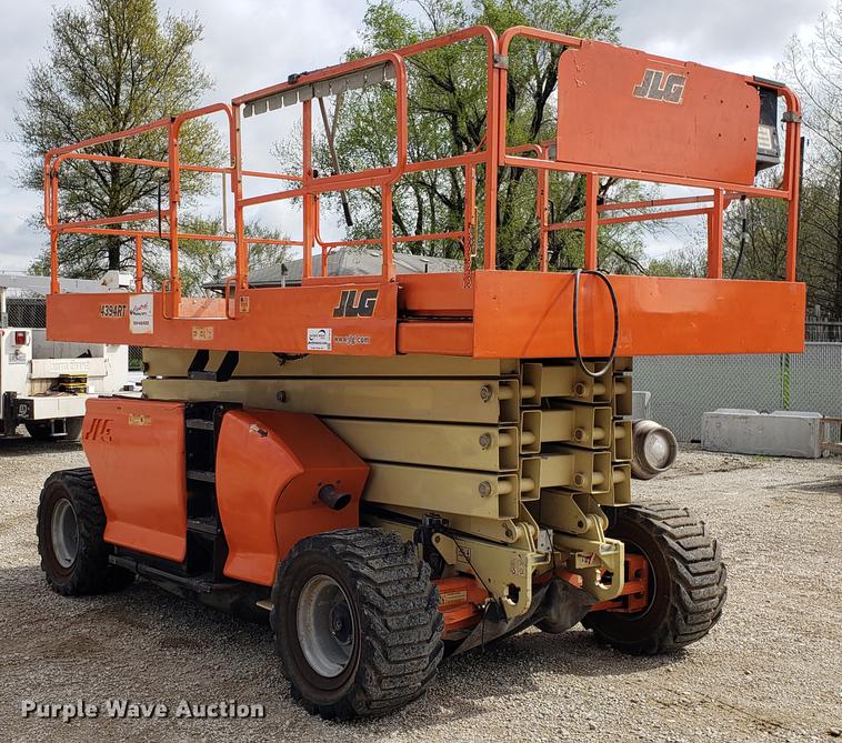 image for item DF3416 JLG 4394RT scissor lift