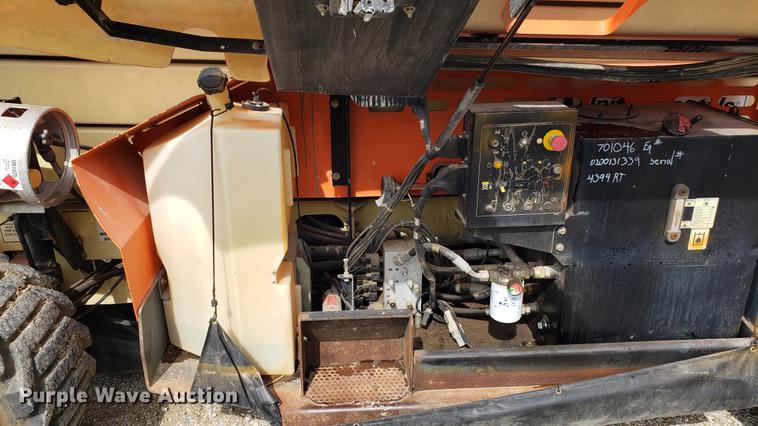 image for item DF3416 JLG 4394RT scissor lift
