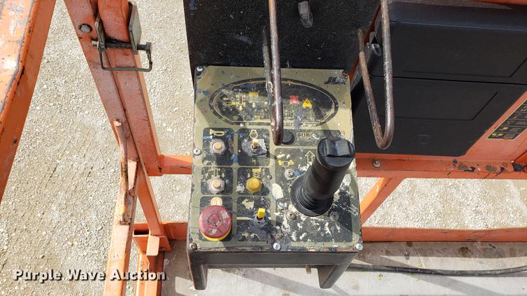image for item DF3416 JLG 4394RT scissor lift