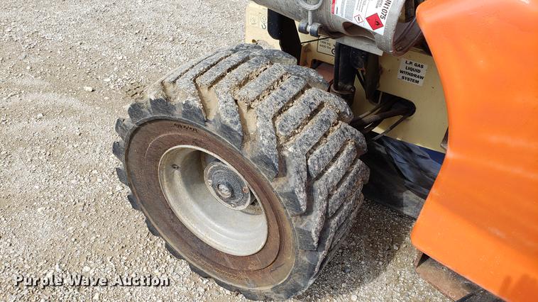 image for item DF3416 JLG 4394RT scissor lift