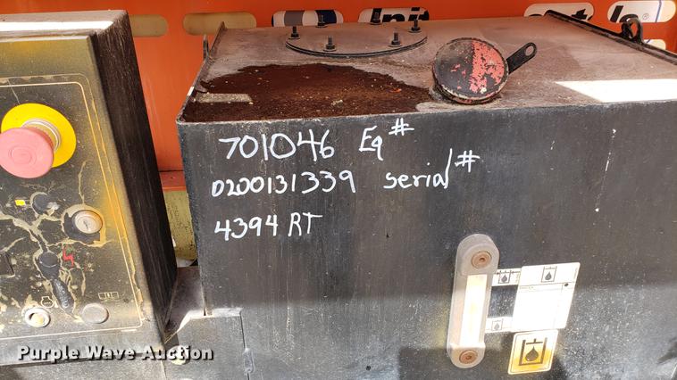 image for item DF3416 JLG 4394RT scissor lift