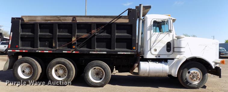 image for item DF4467 1997 Peterbilt 357 dump truck