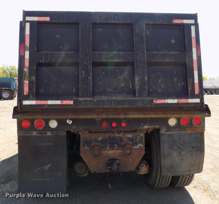 image for item DF4467 1997 Peterbilt 357 dump truck