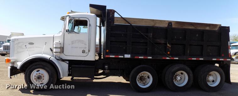 image for item DF4467 1997 Peterbilt 357 dump truck