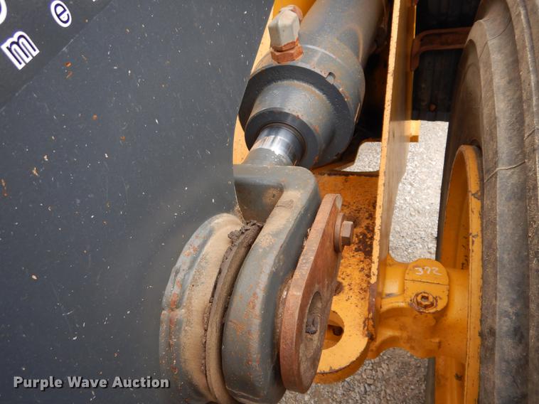 image for item DF6585 2011 John Deere 644K wheel loader