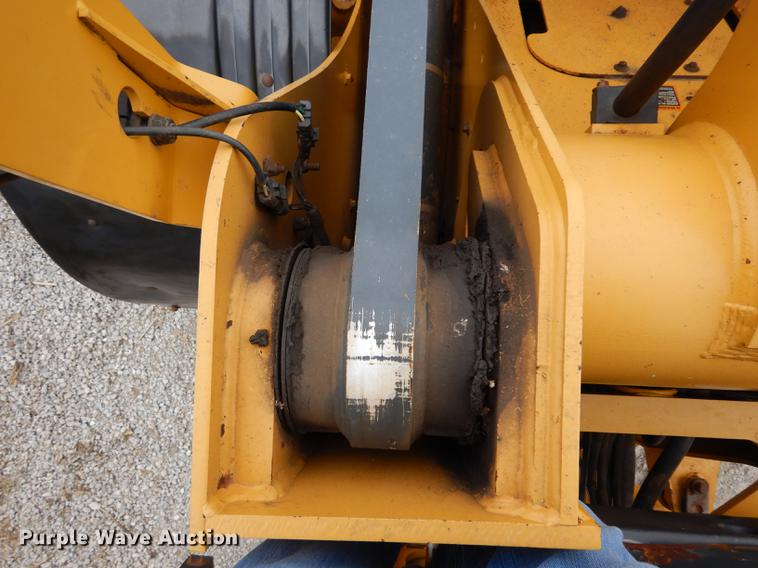 image for item DF6585 2011 John Deere 644K wheel loader