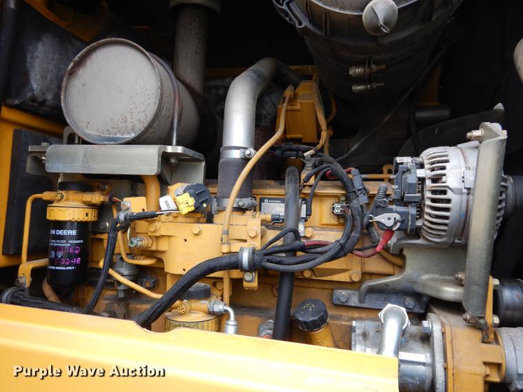 image for item DF6585 2011 John Deere 644K wheel loader