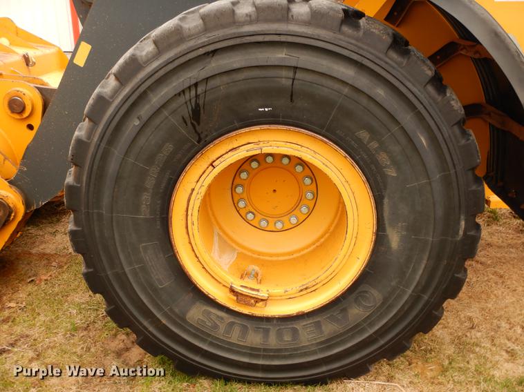 image for item DF6585 2011 John Deere 644K wheel loader