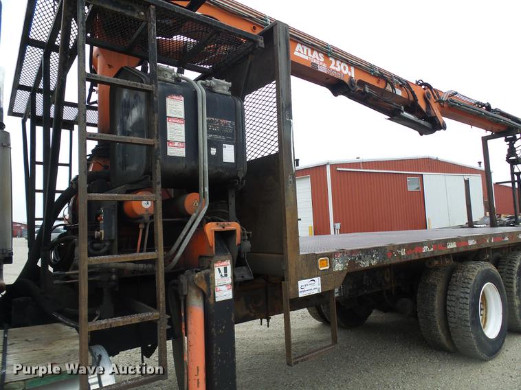 image for item DF7176 2004 Atlas/terex 250.IV truck crane bed