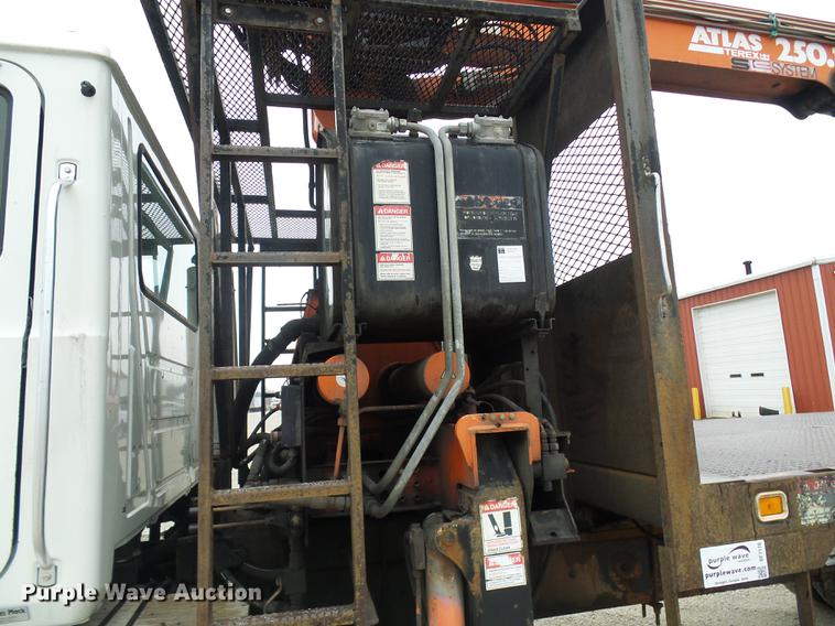 image for item DF7176 2004 Atlas/terex 250.IV truck crane bed