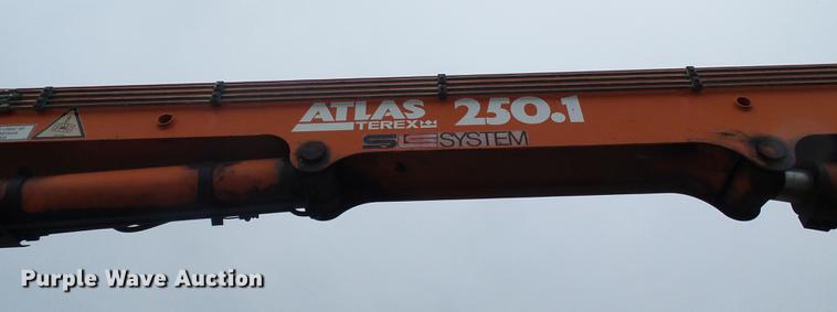 image for item DF7176 2004 Atlas/terex 250.IV truck crane bed
