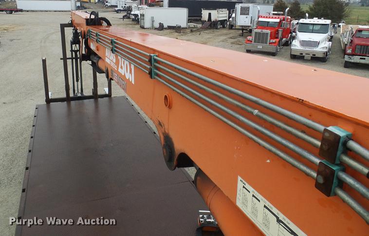 image for item DF7176 2004 Atlas/terex 250.IV truck crane bed