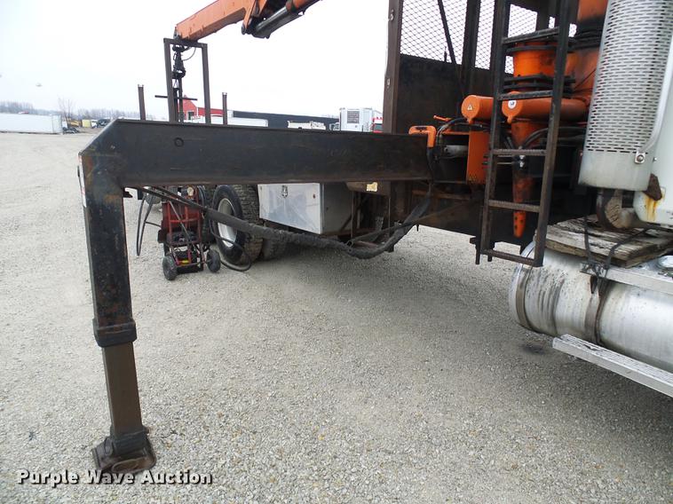 image for item DF7176 2004 Atlas/terex 250.IV truck crane bed