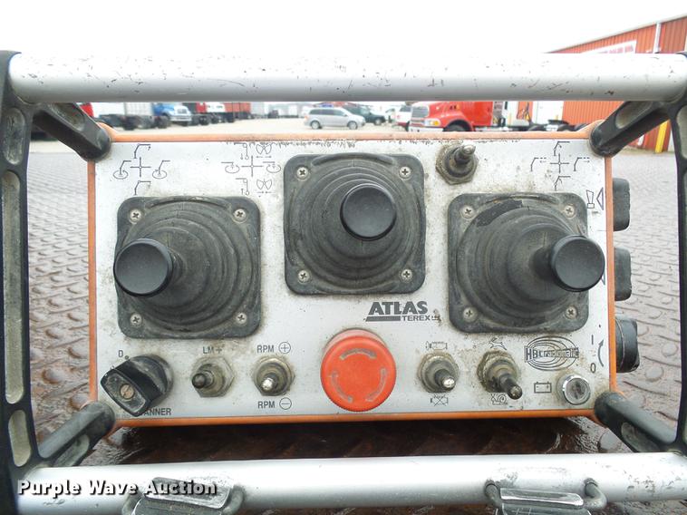 image for item DF7176 2004 Atlas/terex 250.IV truck crane bed