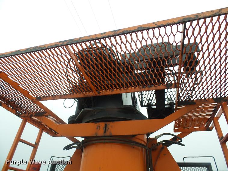 image for item DF7178 2002 IMT 16000S2J194546 truck crane bed