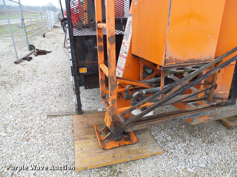 image for item DF7178 2002 IMT 16000S2J194546 truck crane bed