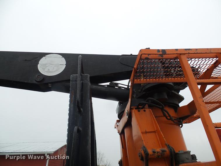 image for item DF7178 2002 IMT 16000S2J194546 truck crane bed