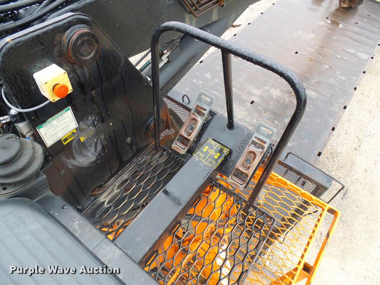 image for item DF7178 2002 IMT 16000S2J194546 truck crane bed