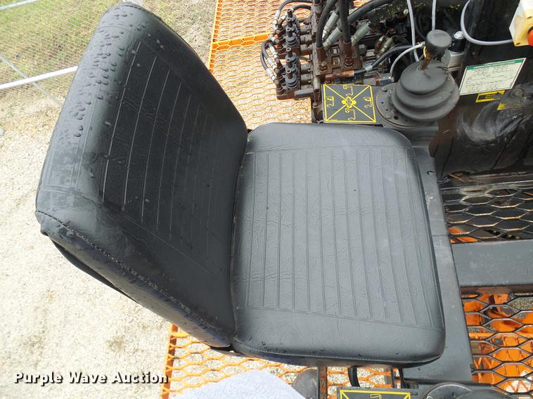 image for item DF7178 2002 IMT 16000S2J194546 truck crane bed