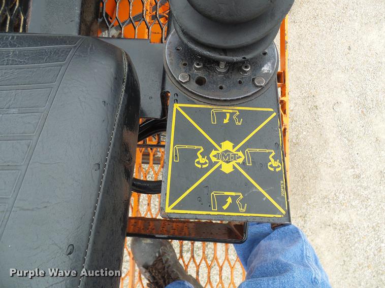 image for item DF7178 2002 IMT 16000S2J194546 truck crane bed