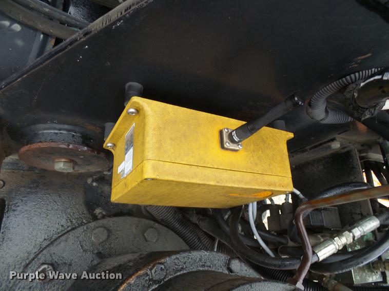 image for item DF7178 2002 IMT 16000S2J194546 truck crane bed