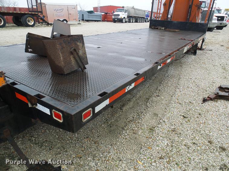 image for item DF7178 2002 IMT 16000S2J194546 truck crane bed