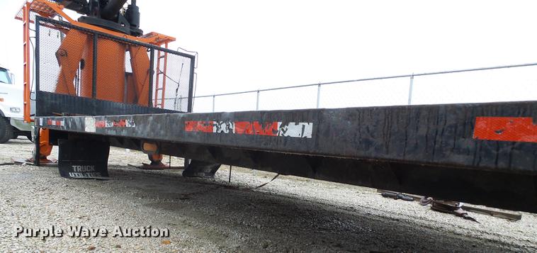 image for item DF7178 2002 IMT 16000S2J194546 truck crane bed