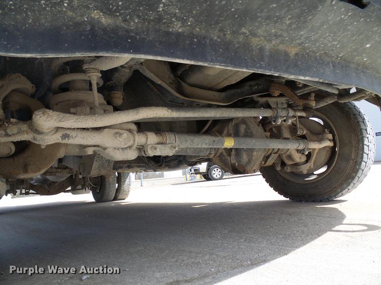 image for item DF7182 2011 Dodge Ram 5500 bucket truck