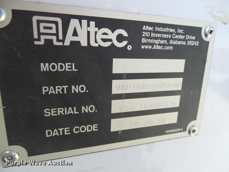 image for item DF7182 2011 Dodge Ram 5500 bucket truck