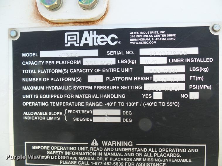 image for item DF7182 2011 Dodge Ram 5500 bucket truck