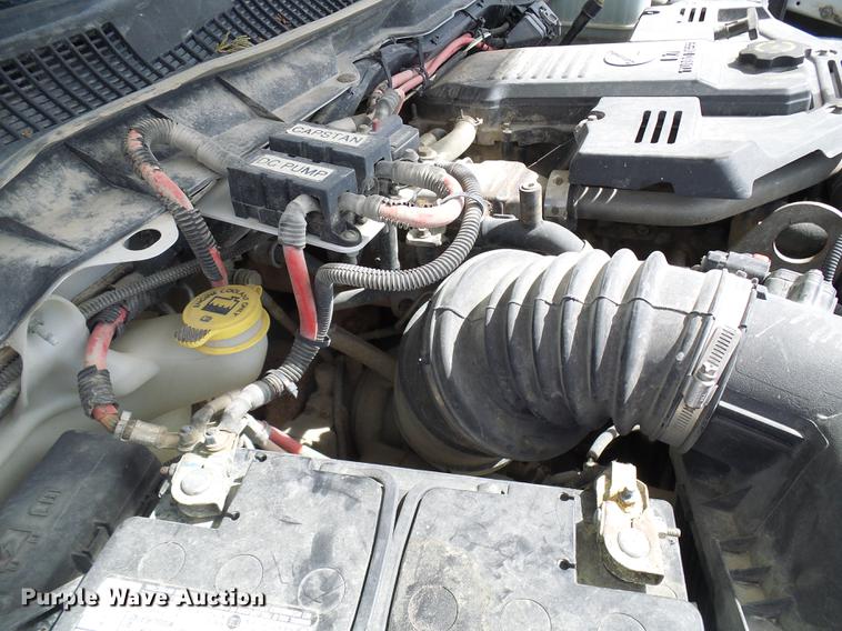 image for item DF7182 2011 Dodge Ram 5500 bucket truck