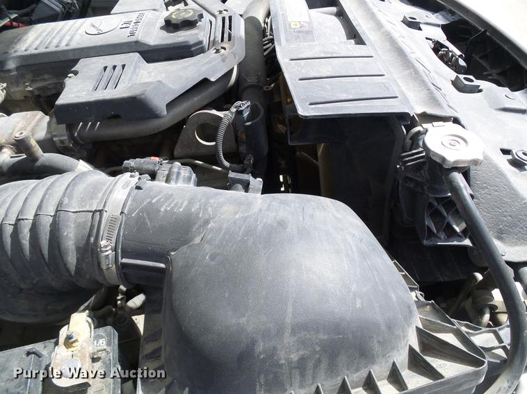 image for item DF7182 2011 Dodge Ram 5500 bucket truck