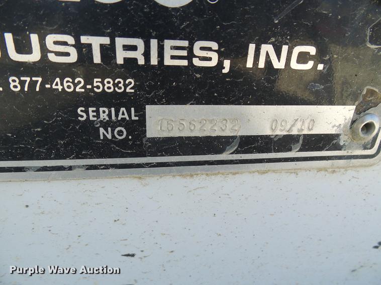 image for item DF7183 2011 Dodge Ram 5500 bucket truck