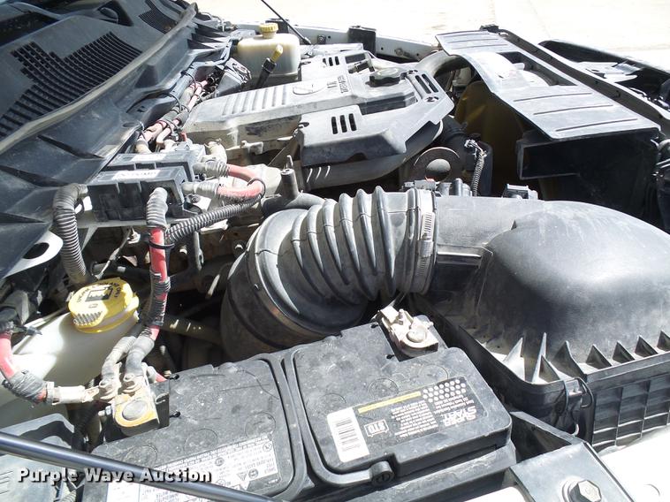 image for item DF7183 2011 Dodge Ram 5500 bucket truck