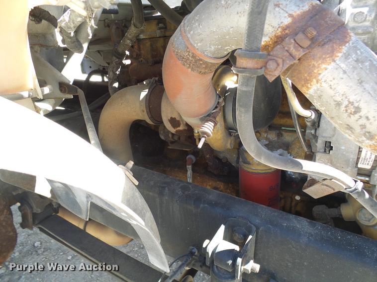 image for item DF7188 2005 Ford F650 Super Duty flatbed truck