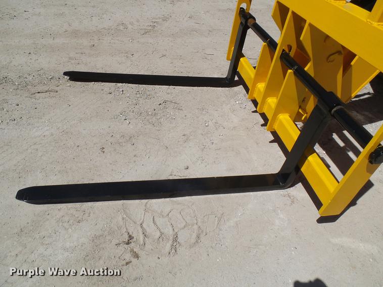 image for item DF7189 Pettibone 8044 telehandler