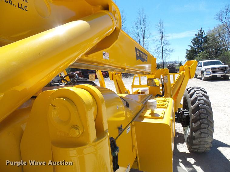 image for item DF7189 Pettibone 8044 telehandler