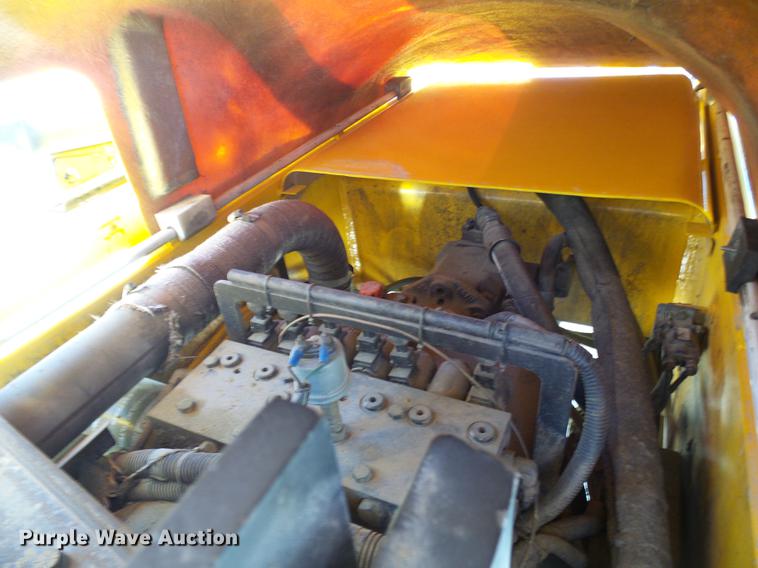 image for item DF7189 Pettibone 8044 telehandler