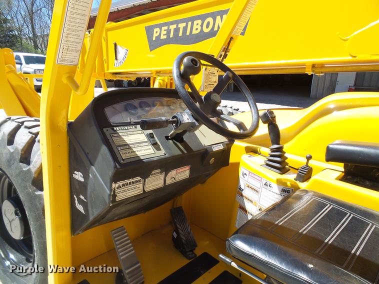 image for item DF7189 Pettibone 8044 telehandler