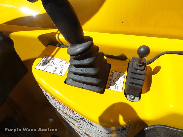 image for item DF7189 Pettibone 8044 telehandler