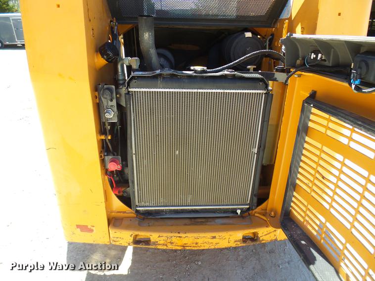 image for item DF7191 2006 Case 430 skid steer