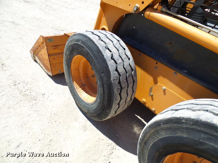 image for item DF7191 2006 Case 430 skid steer