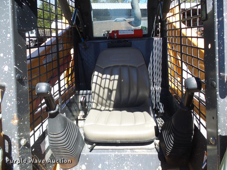 image for item DF7191 2006 Case 430 skid steer