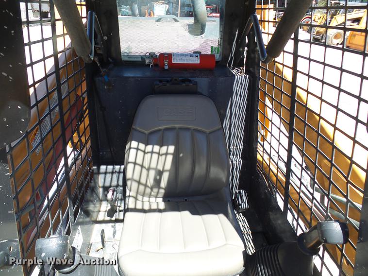 image for item DF7191 2006 Case 430 skid steer