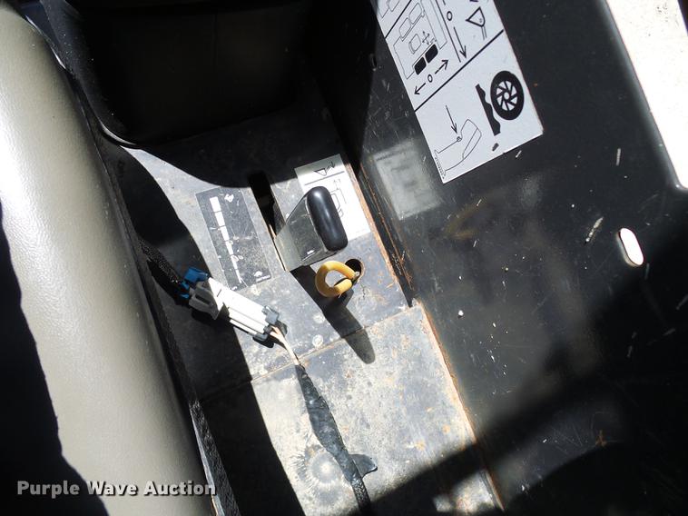 image for item DF7191 2006 Case 430 skid steer