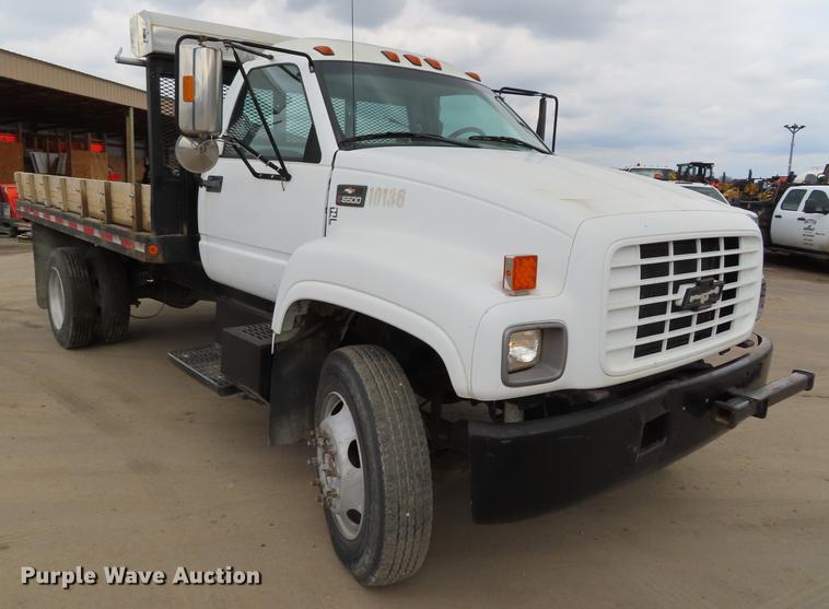 image for item DF7784 2000 Chevrolet C6500 dump flatbed truck