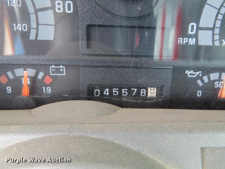 image for item DF7784 2000 Chevrolet C6500 dump flatbed truck