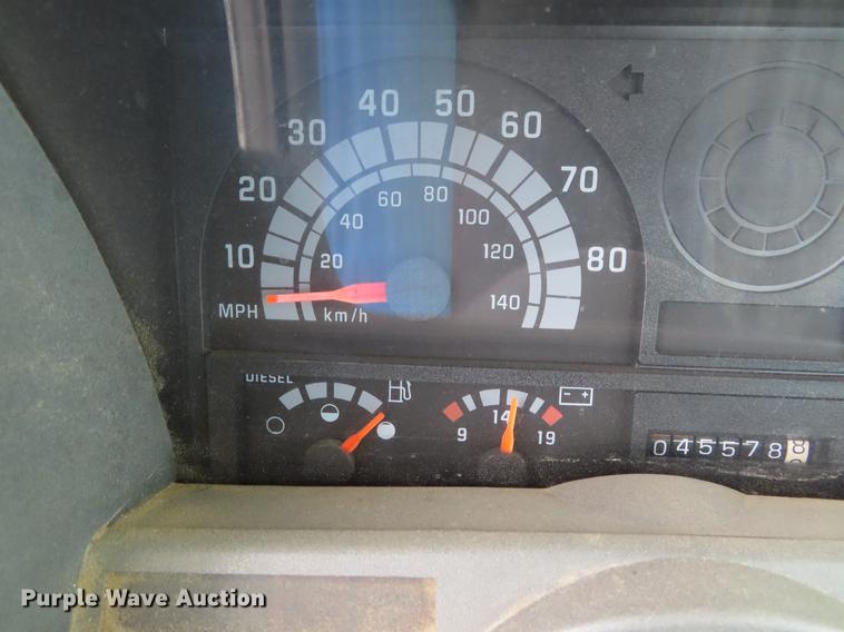 image for item DF7784 2000 Chevrolet C6500 dump flatbed truck